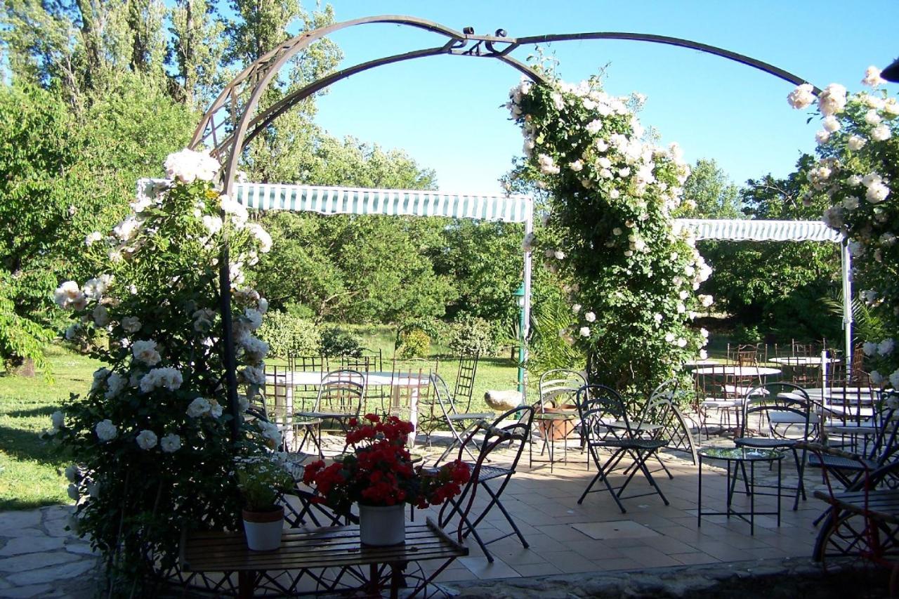 Hotel-Restaurant Le Moulin De La Camandoule Fayence Exterior foto